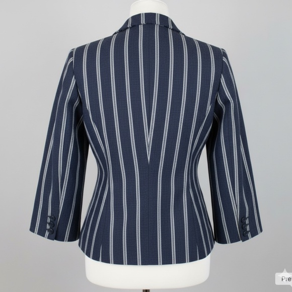 CAbi Nautical Classic Fit Striped Linen Blazer - Picture 4 of 4
